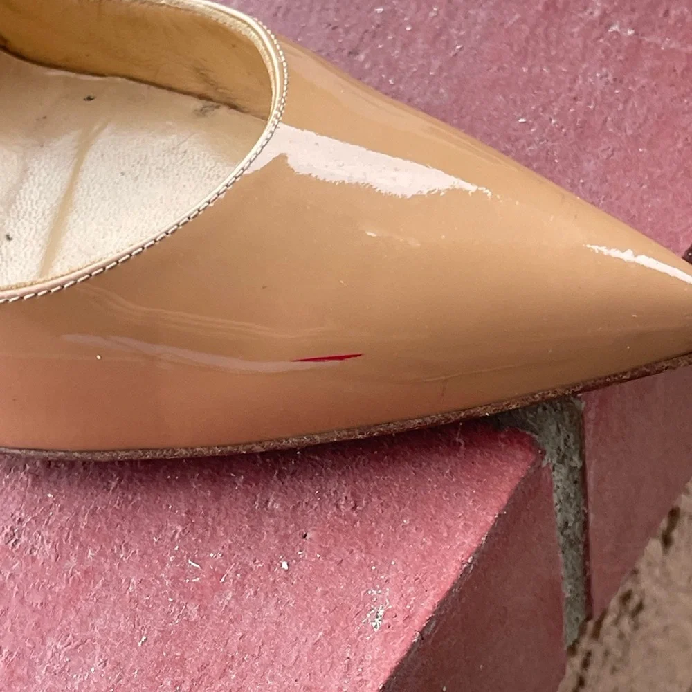 Christian Louboutin So Kate Heels - Picture 7 of 7